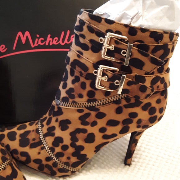 Anne Michelle Leopard Stiletto Ankle Booties - Picture 5 of 8